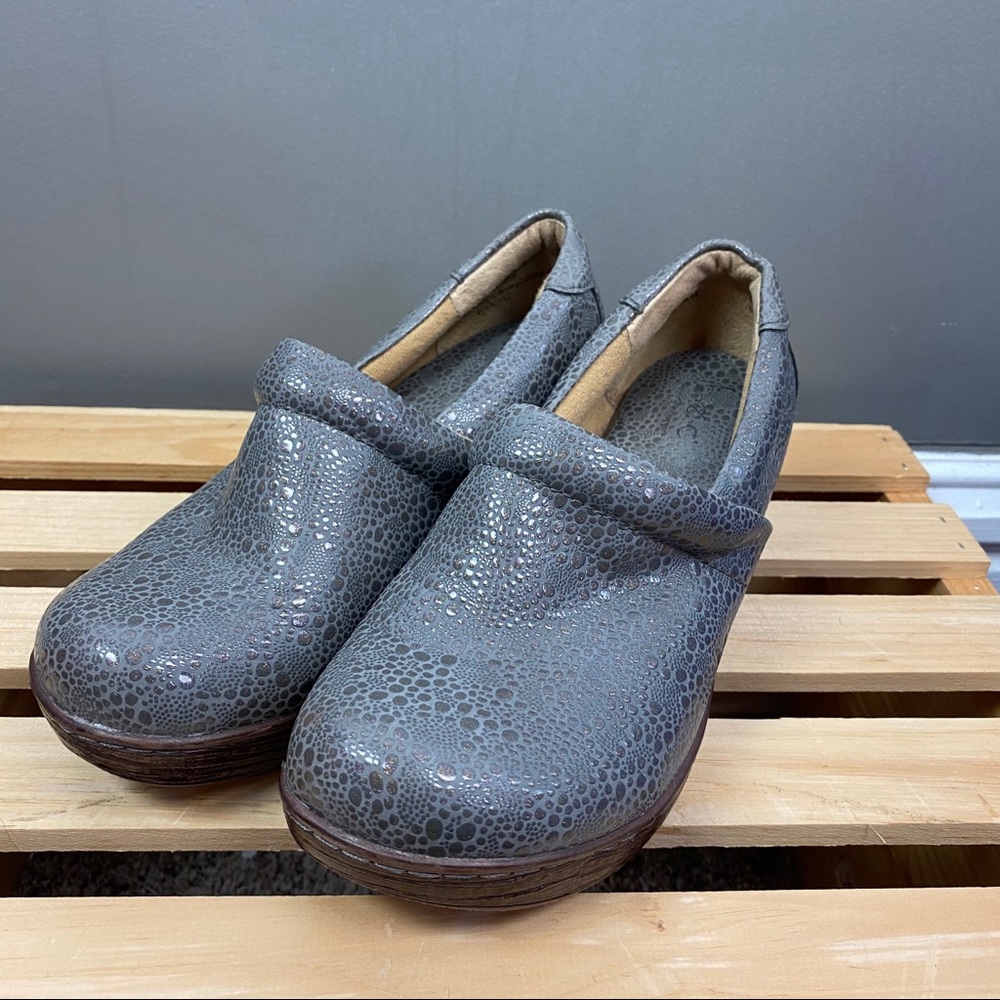B•O•C gray pebble clog size‎ 7.5 chunky heel